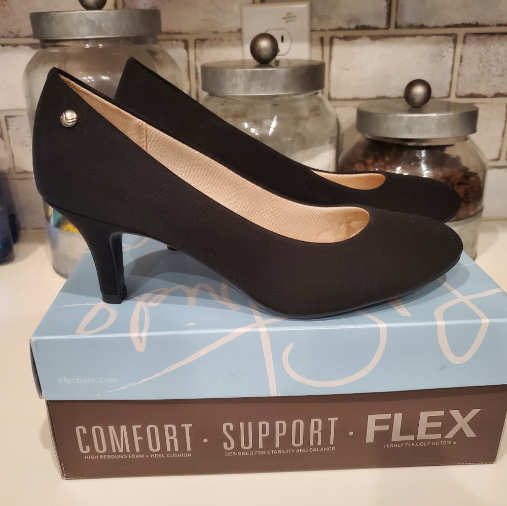 LifeStride Black high heels
